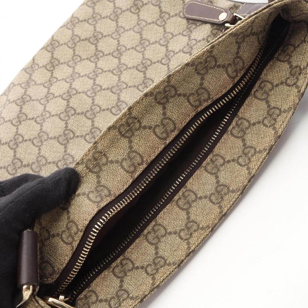 GUCCI Authentic Brown Leather Shoulder Bag - Picture 8 of 9